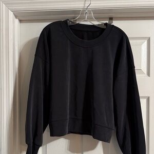 lululemon athletica Soft Streme Cropped Black Sweatshirt